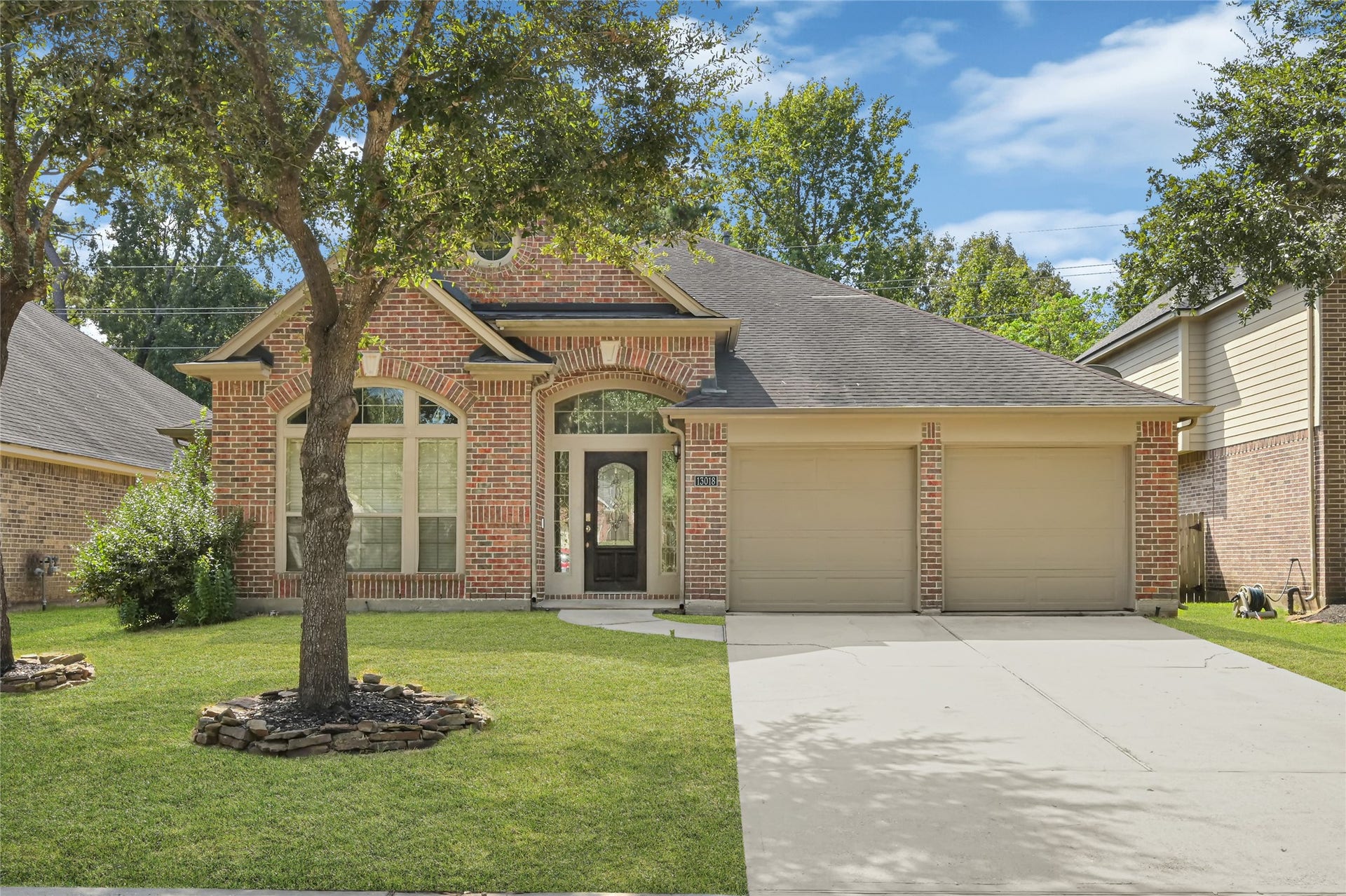 13018 Sweetgum Shores Drive, Houston, TX 77044 Beautiful 3 bed 2 bath Perry Home