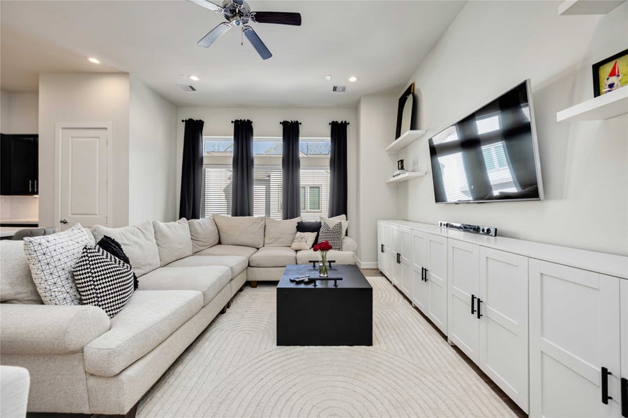 Property photo for 108 Knightsbridge Park Lane, Houston, TX