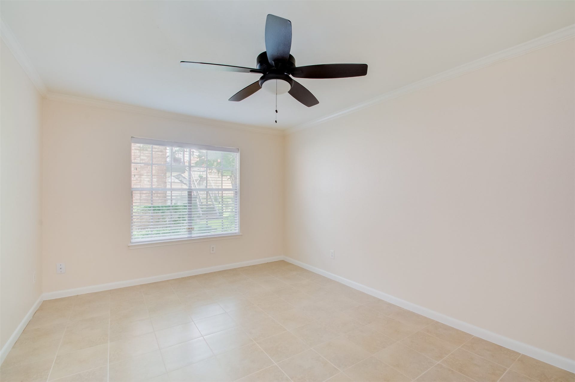 2350 Bering Drive, #71, Houston, TX 77057