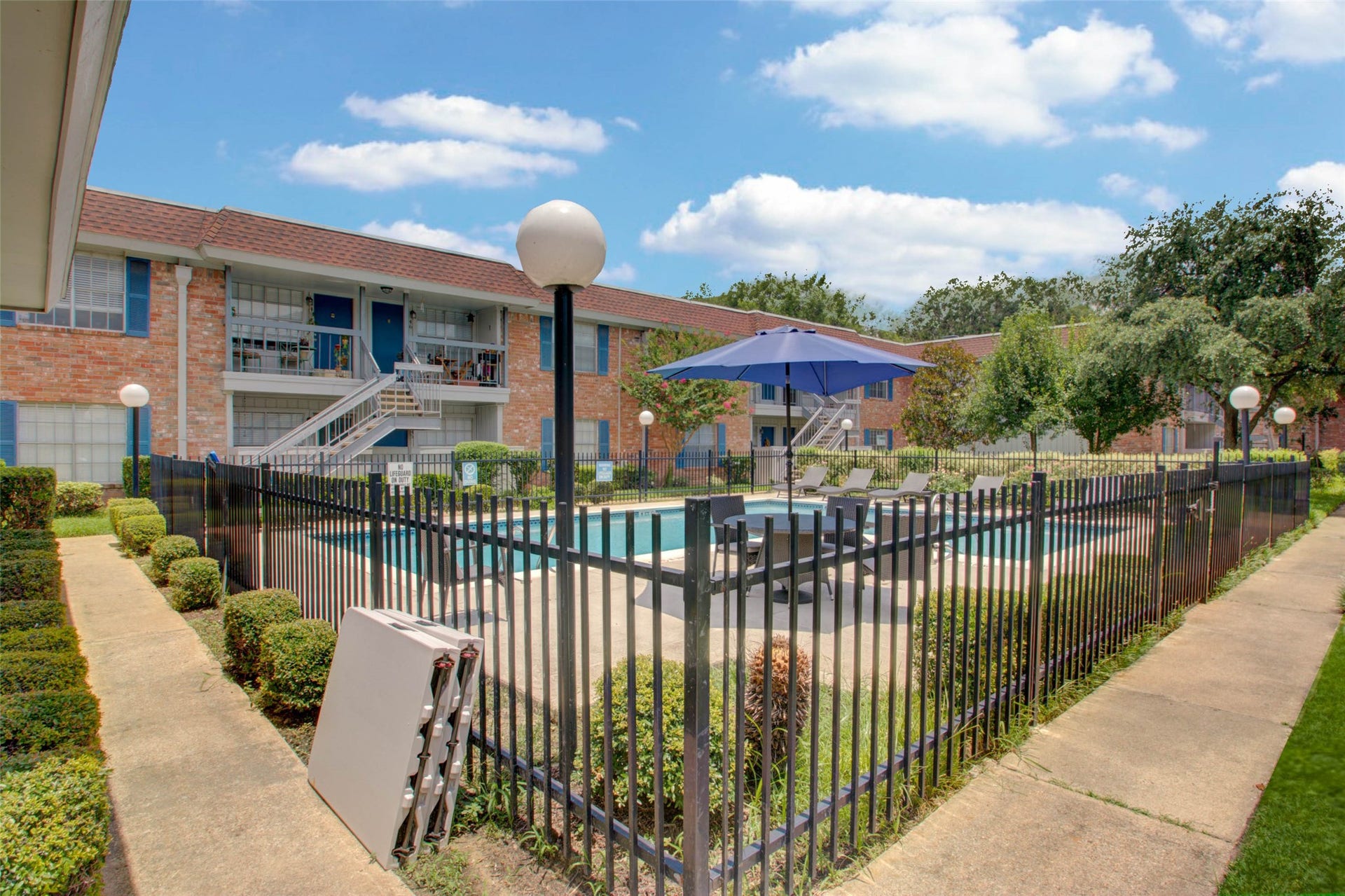 2350 Bering Drive, #71, Houston, TX 77057