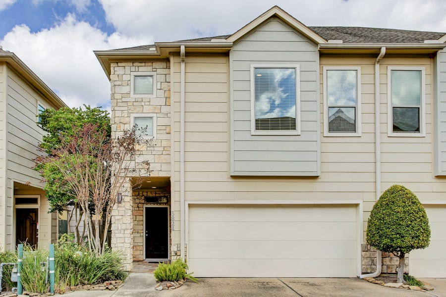 Property photo for 3824 Centerplaza Drive, Houston, TX