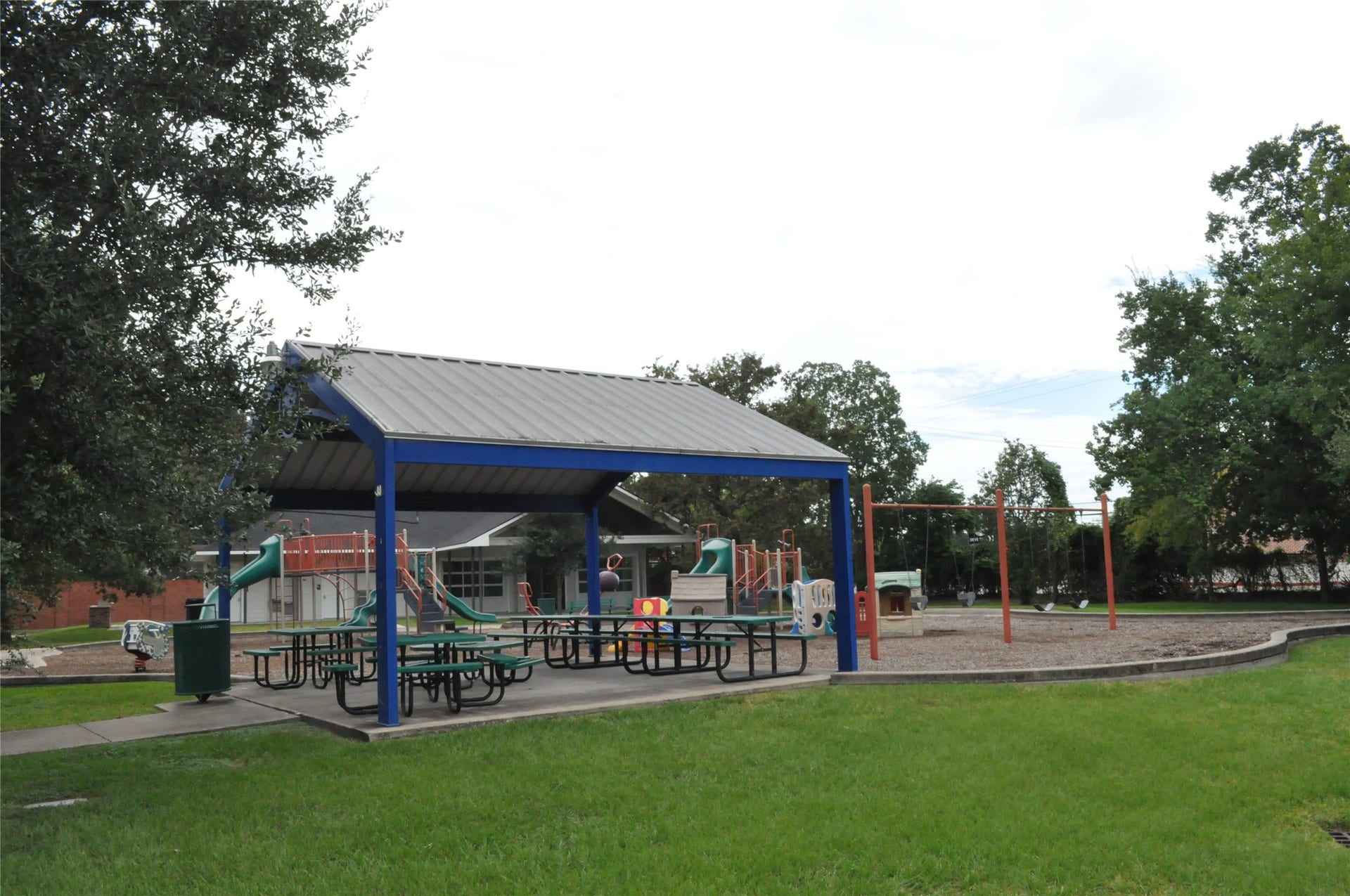 13727 Camara Lane, Houston, TX 77079 Park and playground, near Wilchester tennis courts, has clubhouse and pavilion available to rent for parties and events.