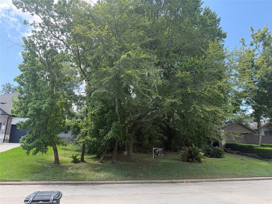 Property photo for 4013 Windswept Drive, Montgomery, TX