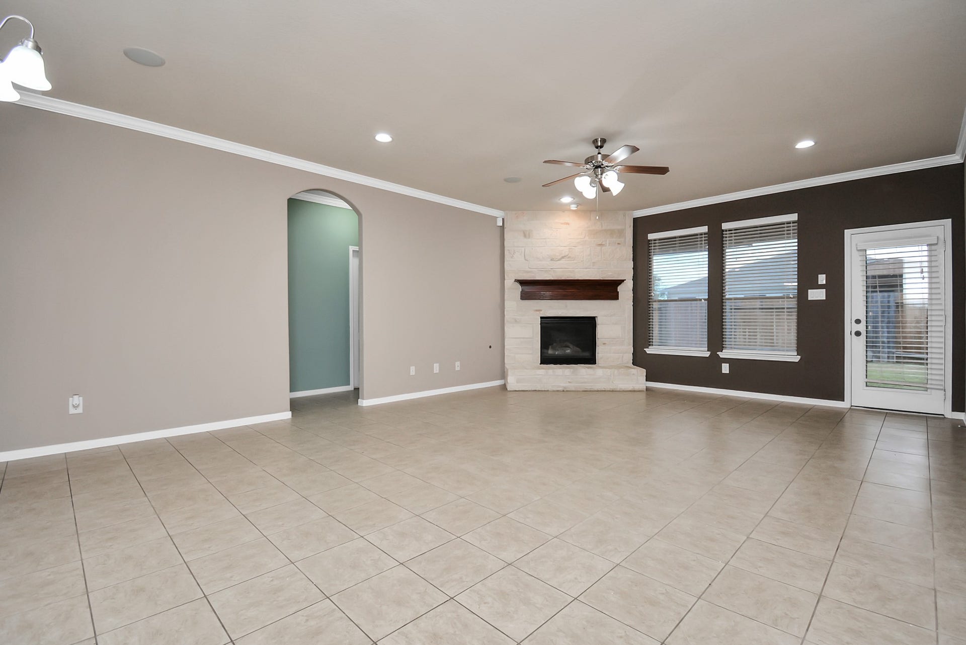 15222 Rigby Point Lane, Cypress, TX 77429 Large family room with a gas fireplace!