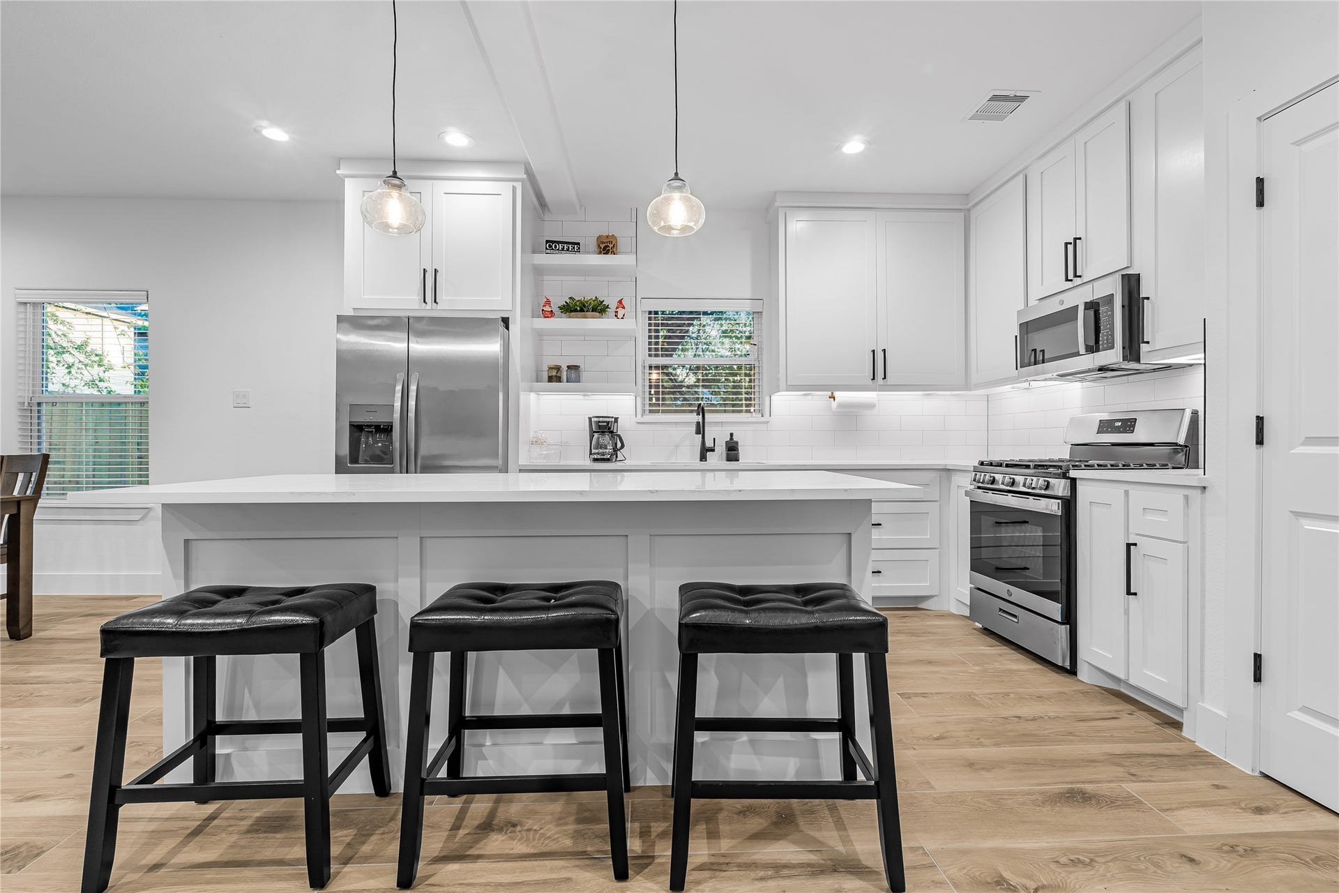 7107 Foster Street, #B, Houston, TX 77021 7107 Foster Street, #B, Houston, TX 77021