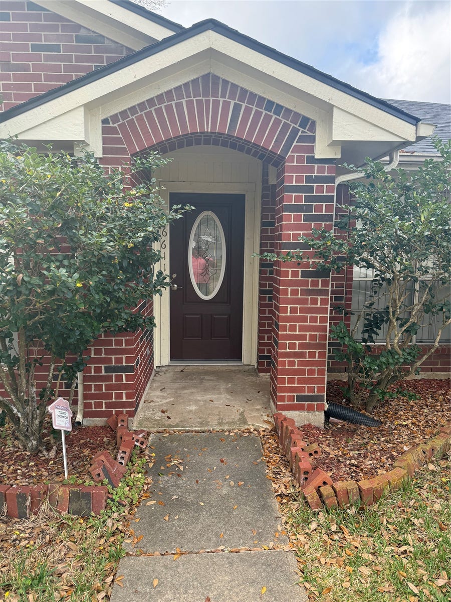 Property photo for 16611 PARLIAMENT DR, South Houston, TX
