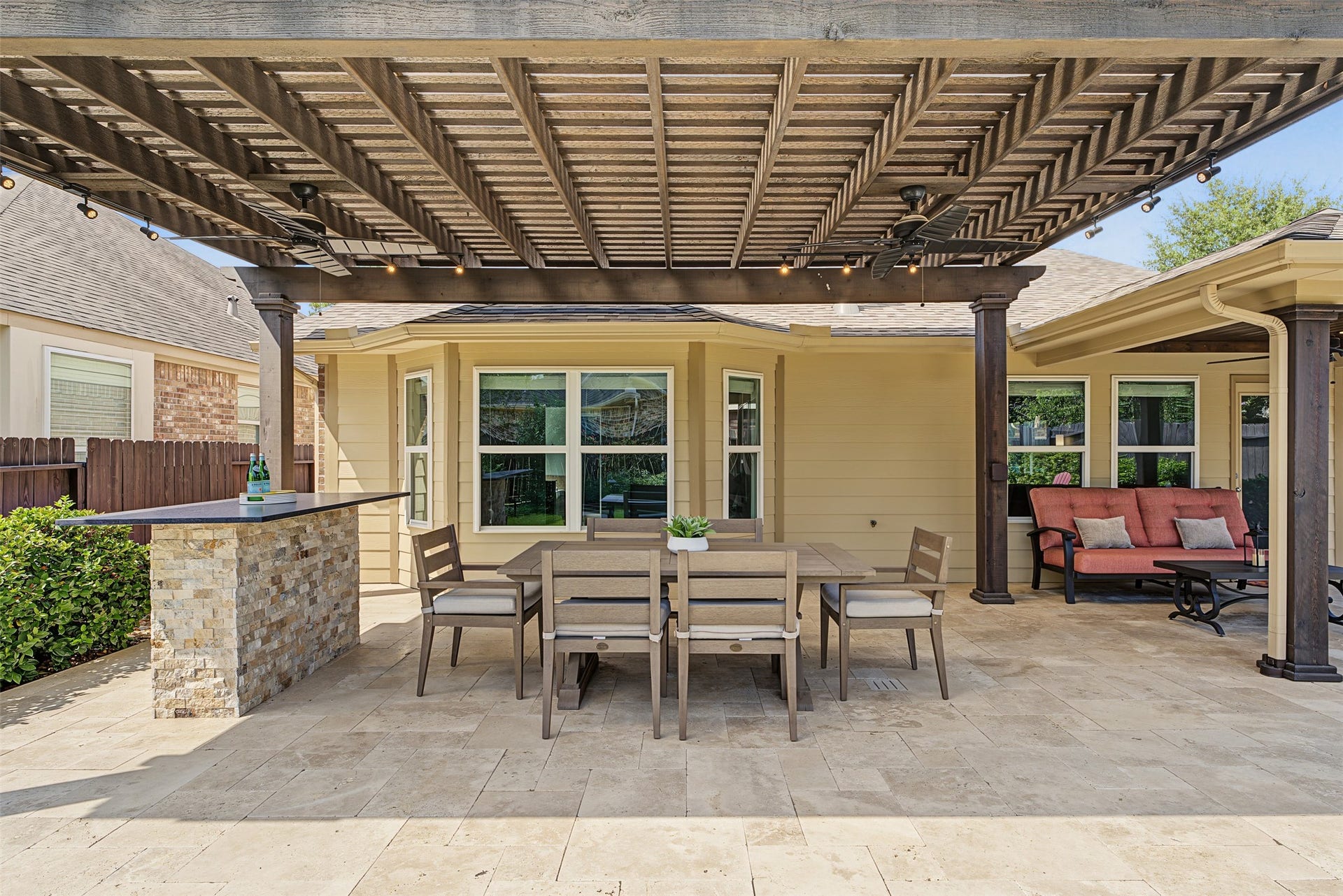 123 Forest Heights Lane, Montgomery, TX 77316