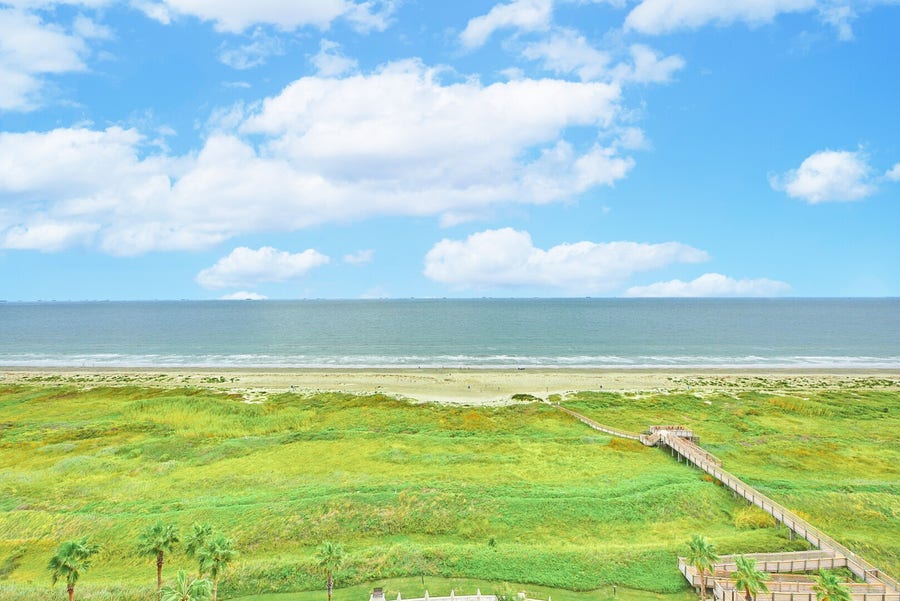 Property photo for 801 E Beach Drive, #TW1506, Galveston, TX