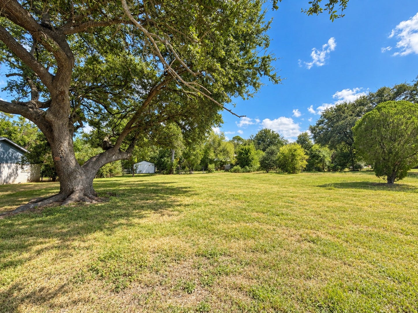 2211 Erickson Street, La Marque, TX 77568 2211 Erickson Street, La Marque, TX 77568