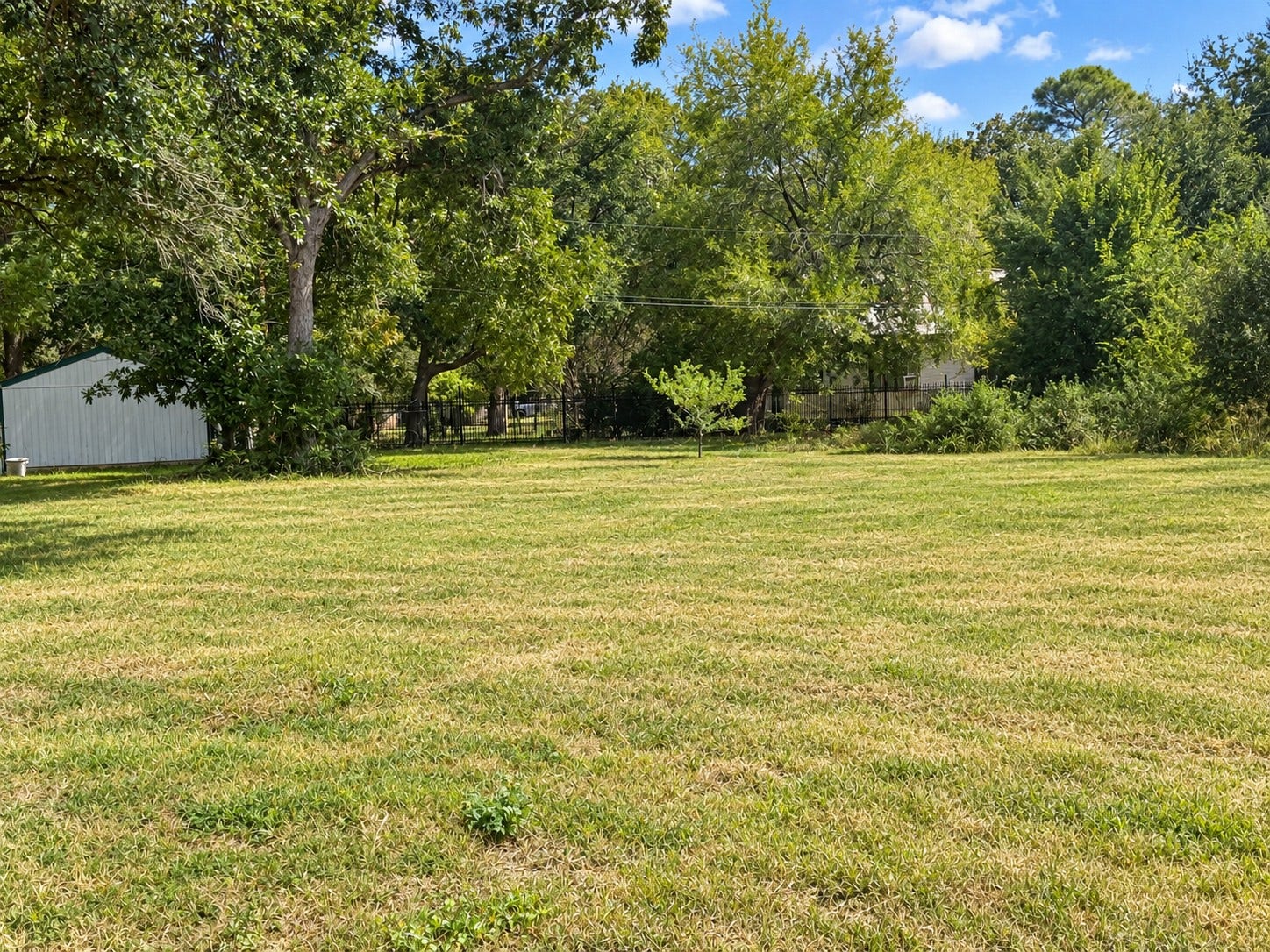 2211 Erickson Street, La Marque, TX 77568 2211 Erickson Street, La Marque, TX 77568