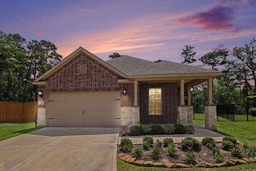 Property photo for 728 Fallen Hemlock Court, Conroe, TX