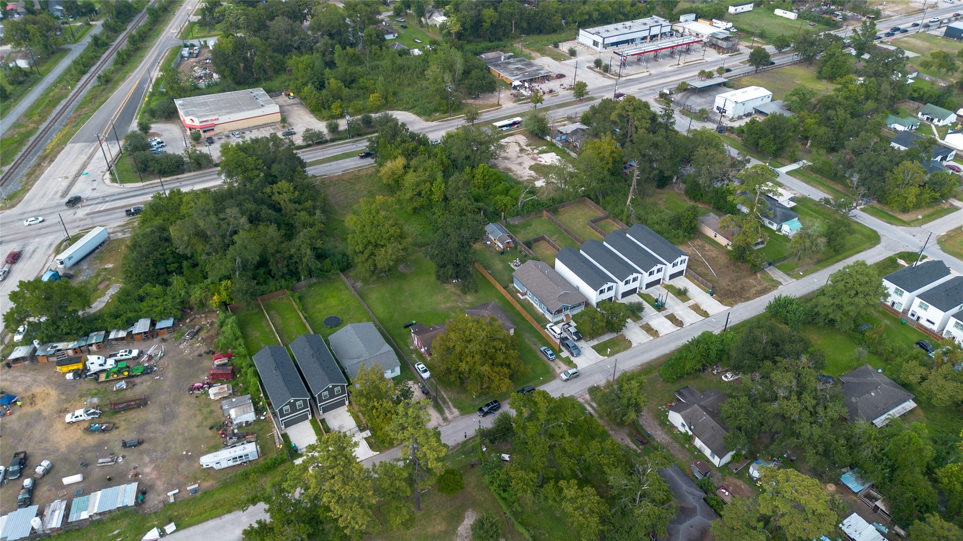 4601, 4603 Ireland Street, Houston, TX 77016 4601, 4603 Ireland Street, Houston, TX 77016