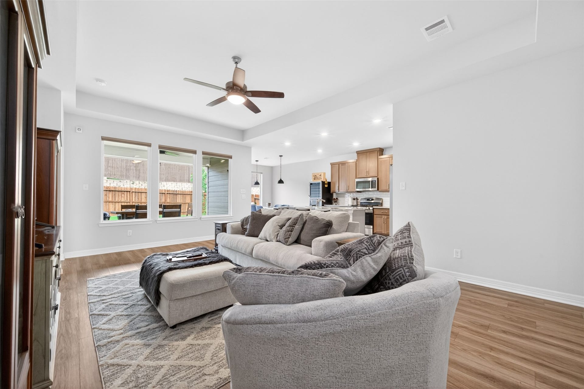 2836 Terrace Grove Drive, Conroe, TX 77304 2836 Terrace Grove Drive, Conroe, TX 77304