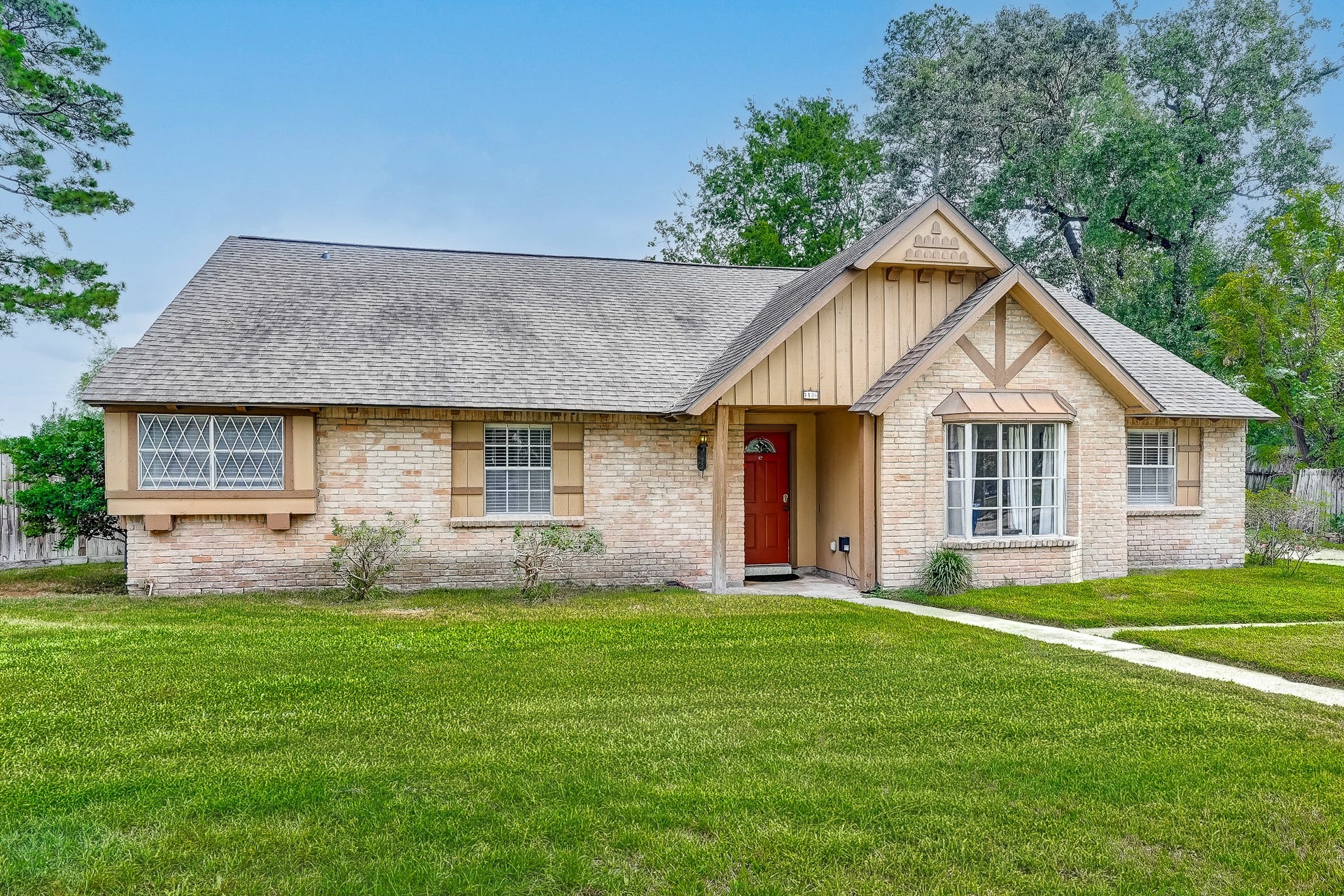 1130 Old Mill Lane, Houston, TX 77073 1130 Old Mill Lane, Houston, TX 77073