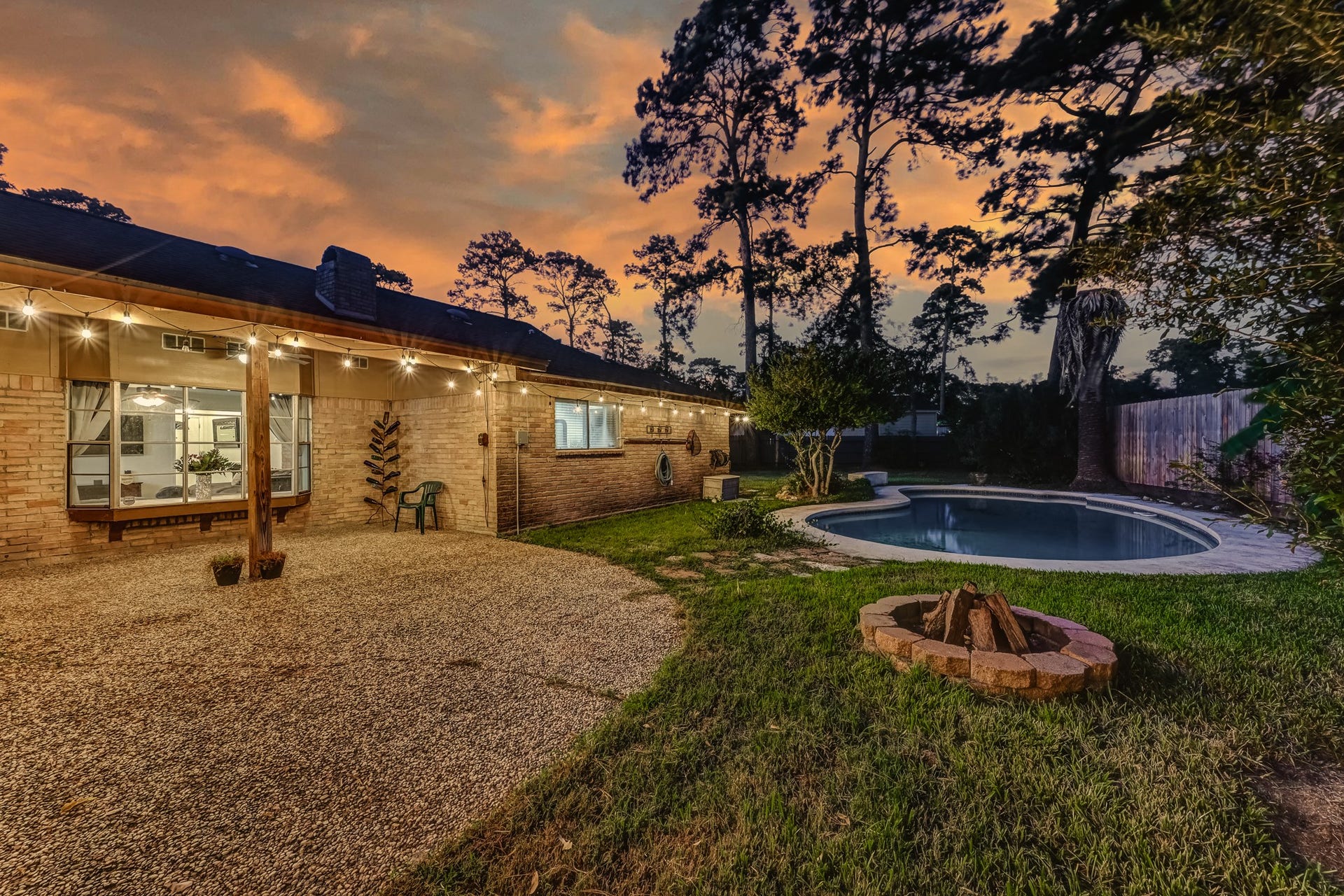 1130 Old Mill Lane, Houston, TX 77073 1130 Old Mill Lane, Houston, TX 77073