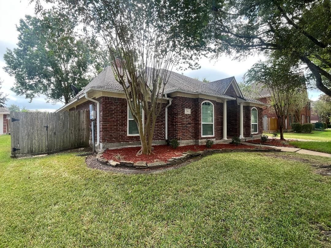 705 Eagle Lakes Drive, Friendswood, TX 77546 705 Eagle Lakes Drive, Friendswood, TX 77546