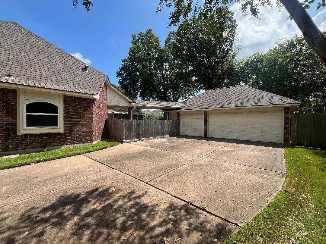 705 Eagle Lakes Drive, Friendswood, TX 77546 705 Eagle Lakes Drive, Friendswood, TX 77546