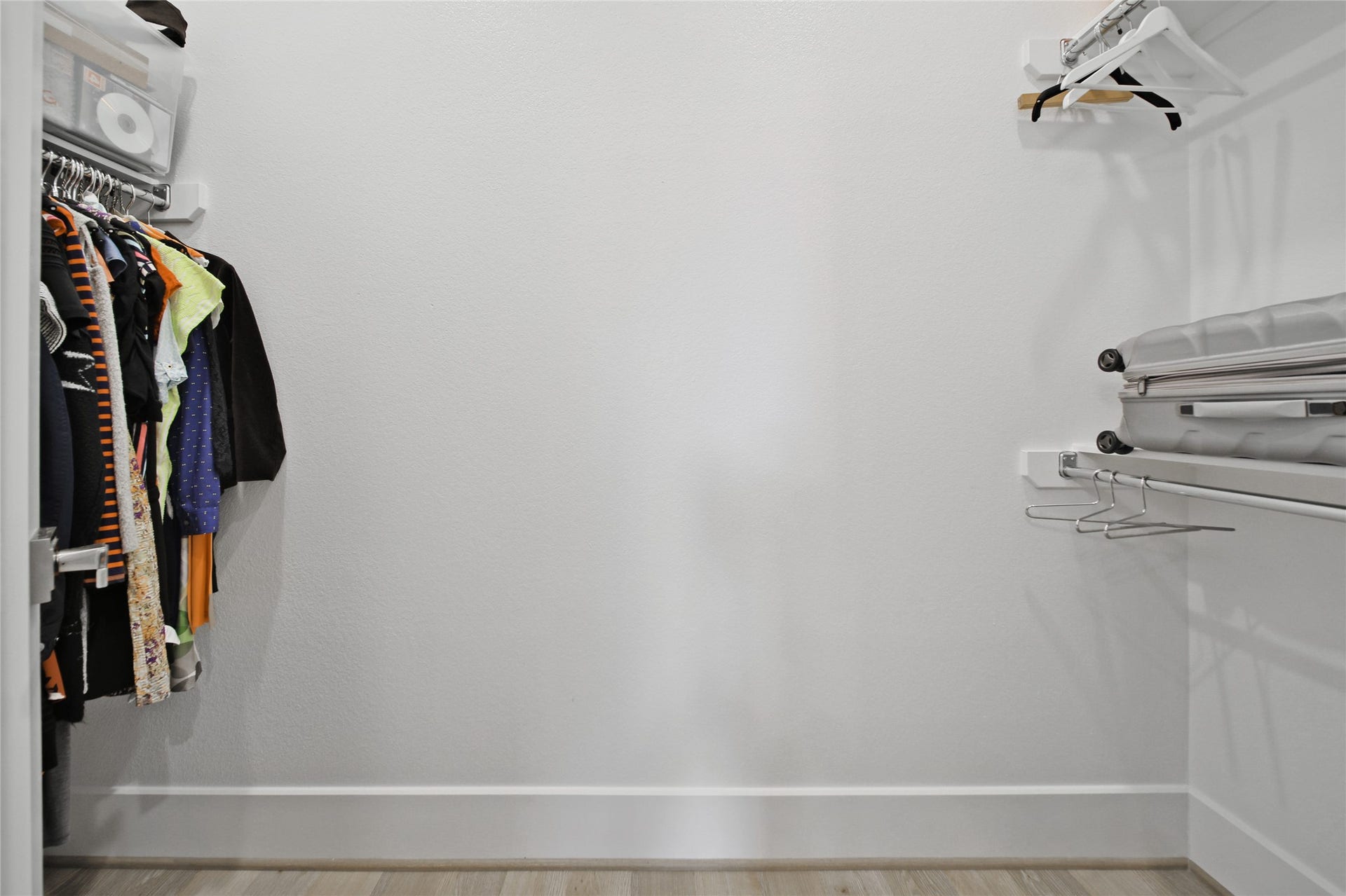6 Gentle Branch Place, Tomball, TX 77375 Second Walk-in Closet
