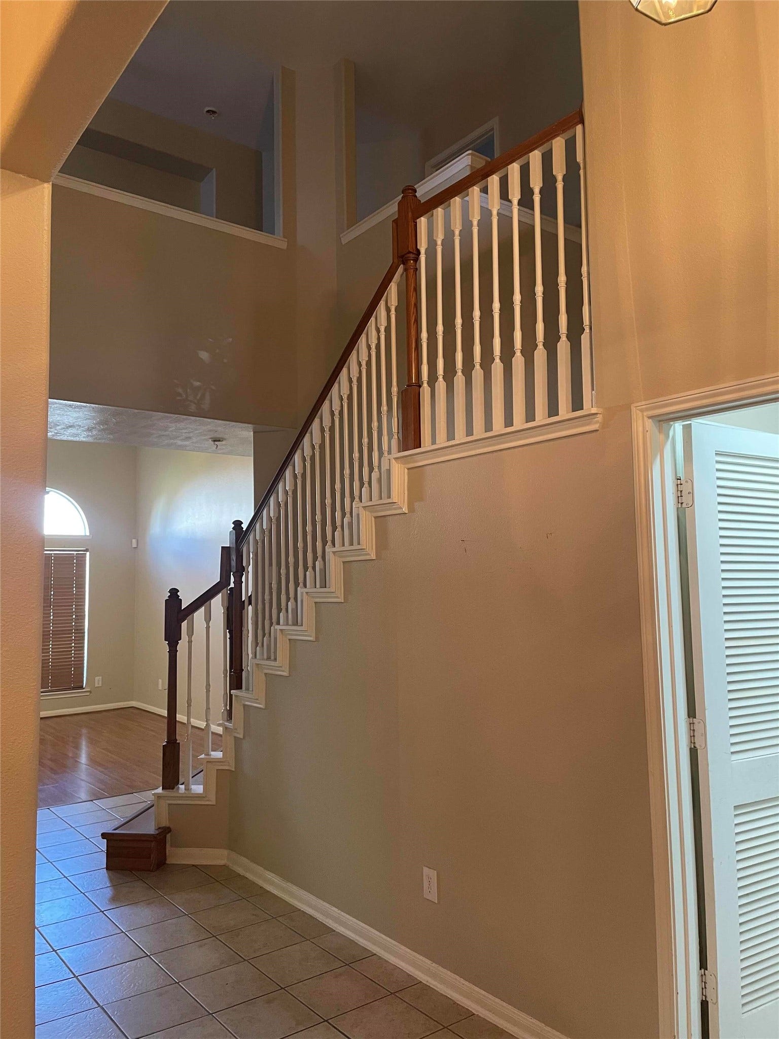 5720 Meadow Breeze Lane, Rosharon, TX 77583 5720 Meadow Breeze Lane, Rosharon, TX 77583