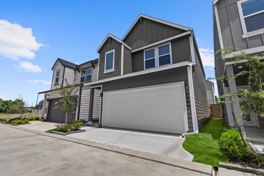 Property photo for 956 Green Vines Lane, Houston, TX