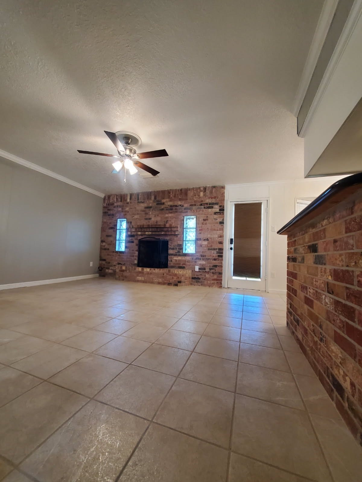 2010 S Palm Court, Pasadena, TX 77502 2010 S Palm Court, Pasadena, TX 77502