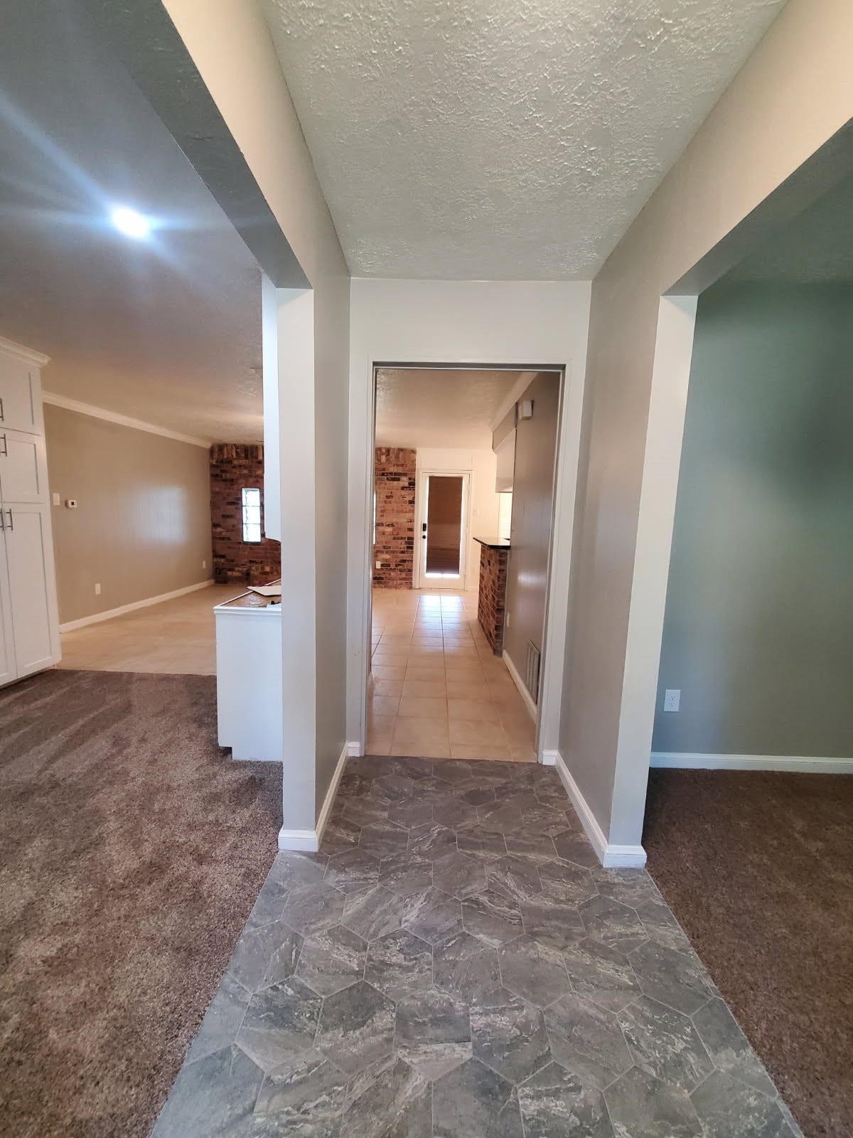 2010 S Palm Court, Pasadena, TX 77502 2010 S Palm Court, Pasadena, TX 77502