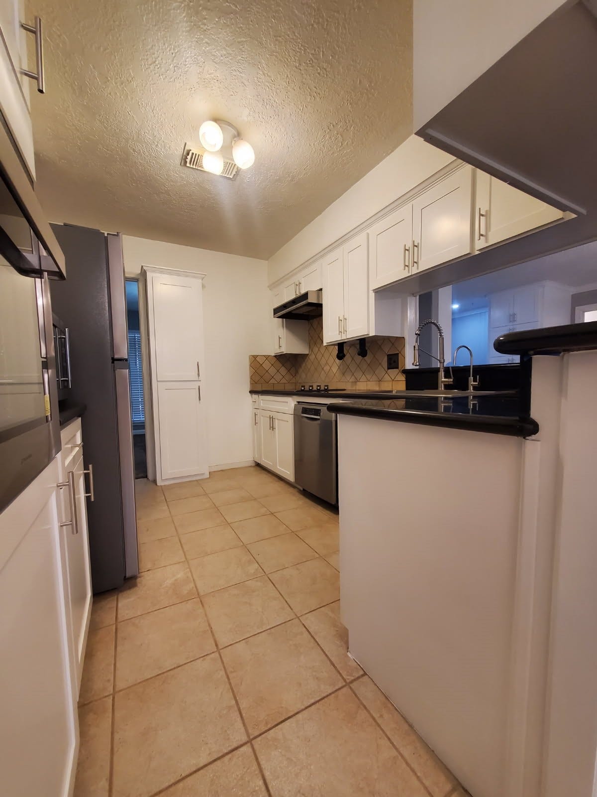 2010 S Palm Court, Pasadena, TX 77502 2010 S Palm Court, Pasadena, TX 77502
