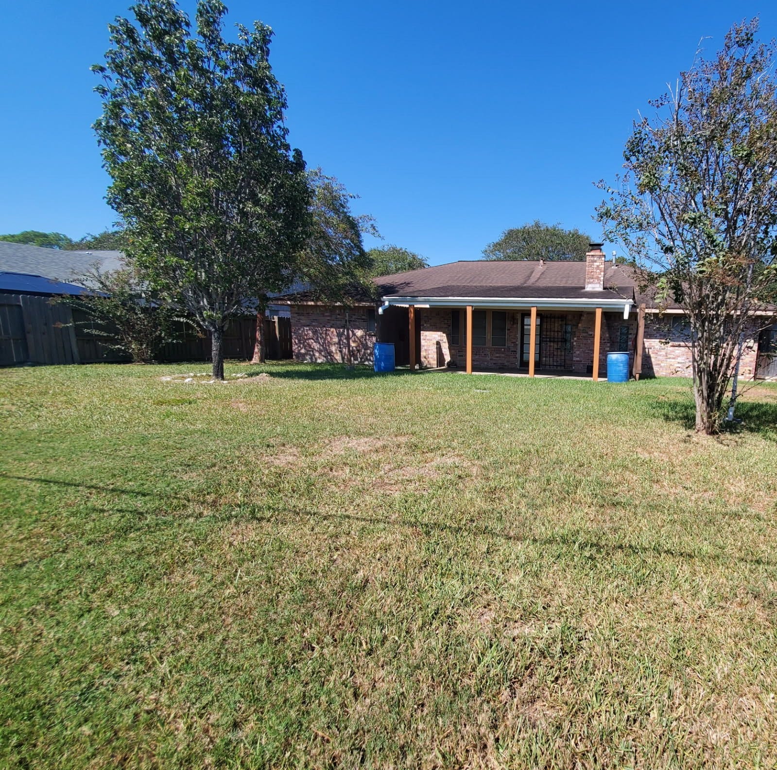 2010 S Palm Court, Pasadena, TX 77502 2010 S Palm Court, Pasadena, TX 77502