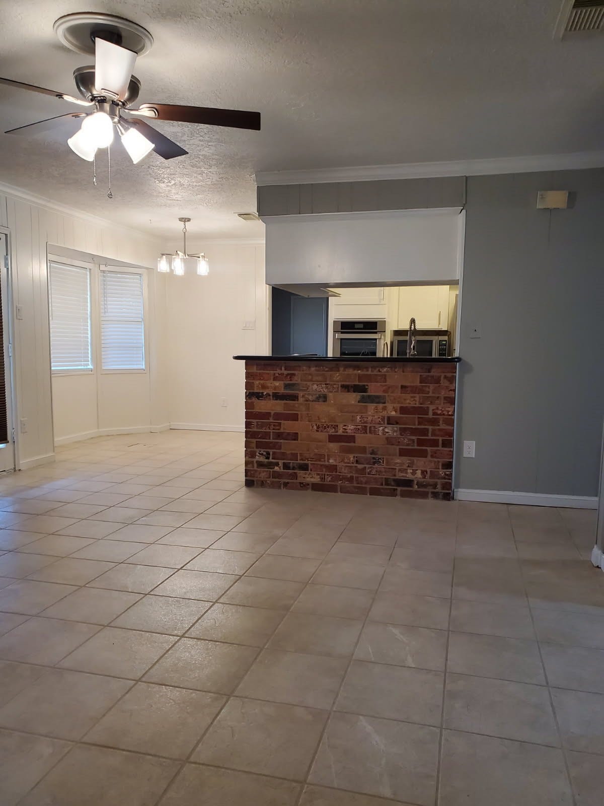 2010 S Palm Court, Pasadena, TX 77502 2010 S Palm Court, Pasadena, TX 77502
