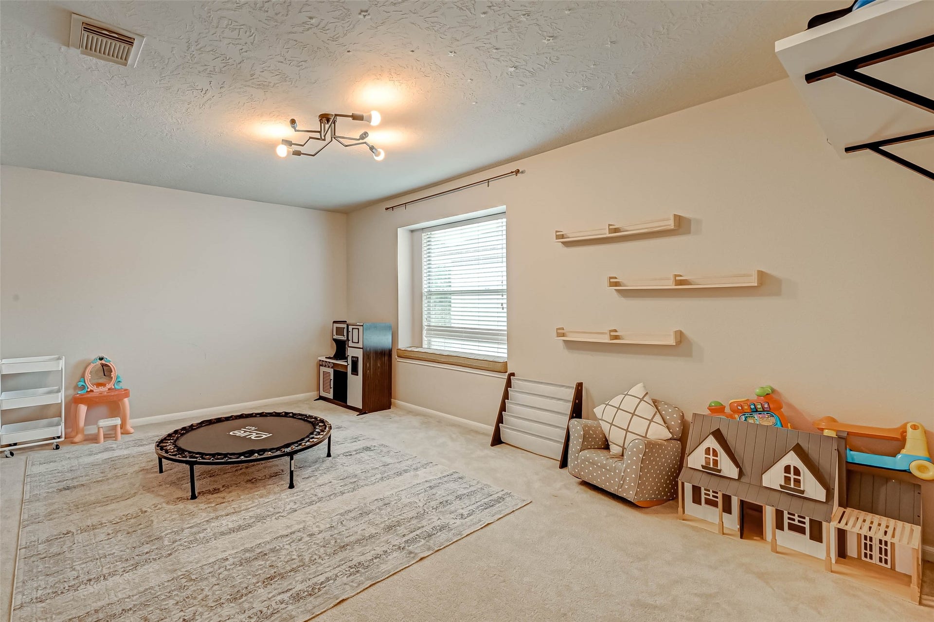 2015 Holly Glade Lane, Sugar Land, TX 77498 2015 Holly Glade Lane, Sugar Land, TX 77498