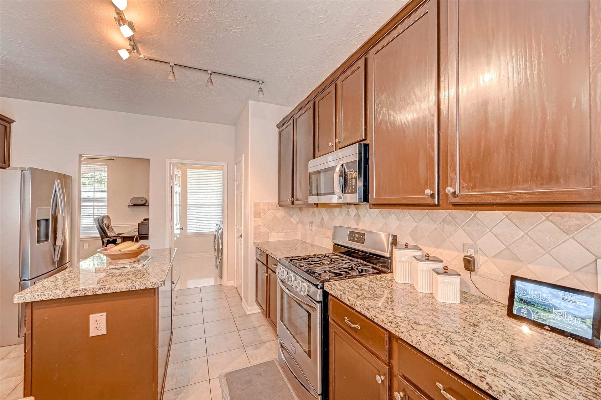 2015 Holly Glade Lane, Sugar Land, TX 77498 2015 Holly Glade Lane, Sugar Land, TX 77498