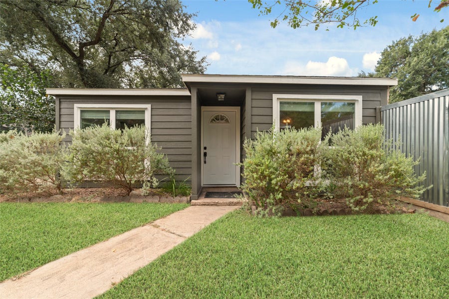 Property photo for 10819 Berry Tree Drive, Houston, TX