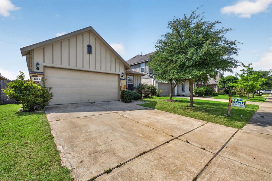 Property photo for 5202 Rue Dela Croix Drive, Katy, TX