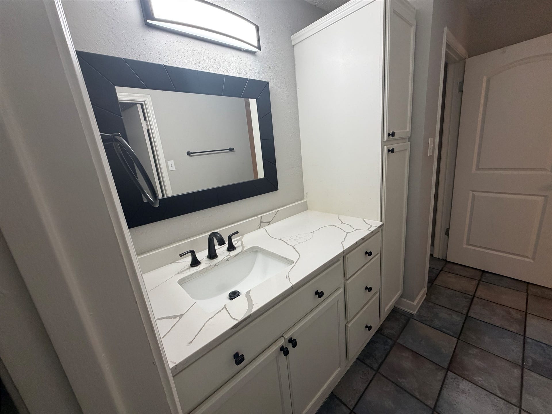 455 Oakdale Drive, Stafford, TX 77477 455 Oakdale Drive, Stafford, TX 77477