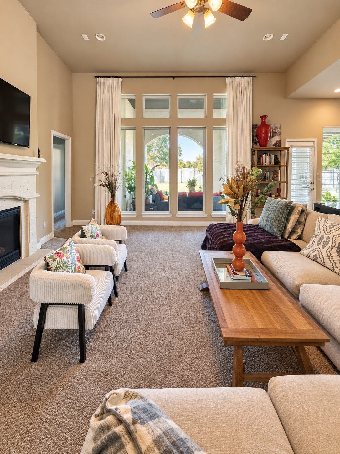 3414 Magnolia Shores Lane, Pearland, TX 77584 Beautifully arranged living area featuring a decorative console and an abundance of natural light.