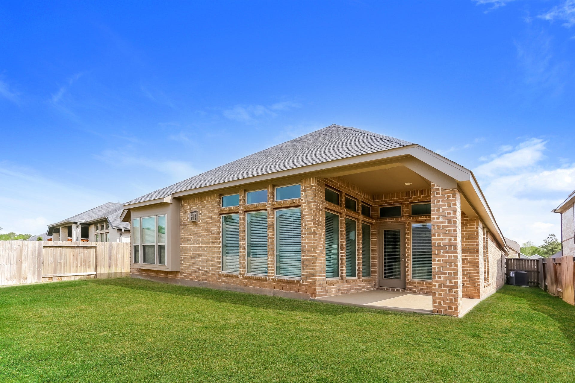 122 S Carson Cub Court, Montgomery, TX 77316 122 S Carson Cub Court, Montgomery, TX 77316