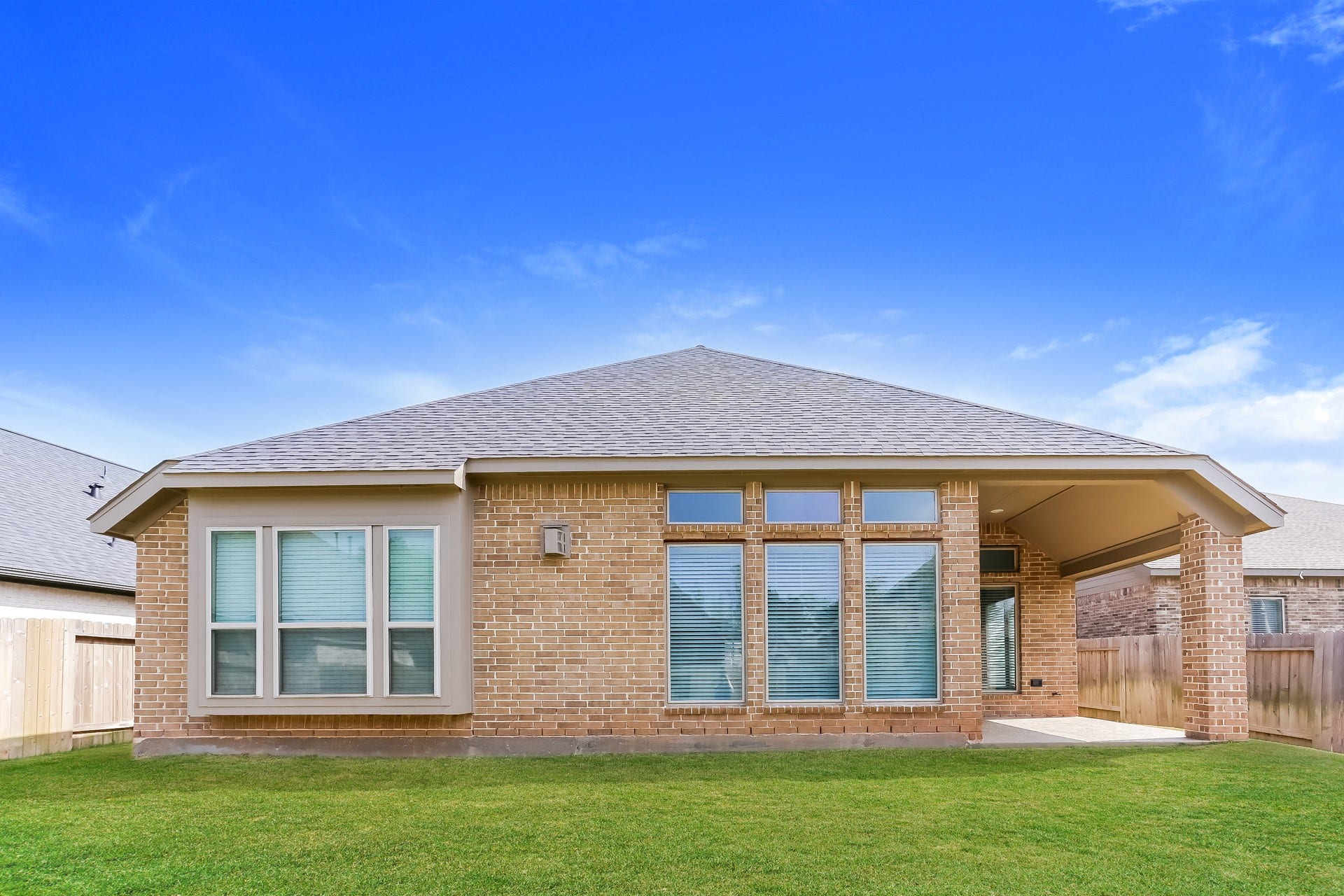 122 S Carson Cub Court, Montgomery, TX 77316 122 S Carson Cub Court, Montgomery, TX 77316