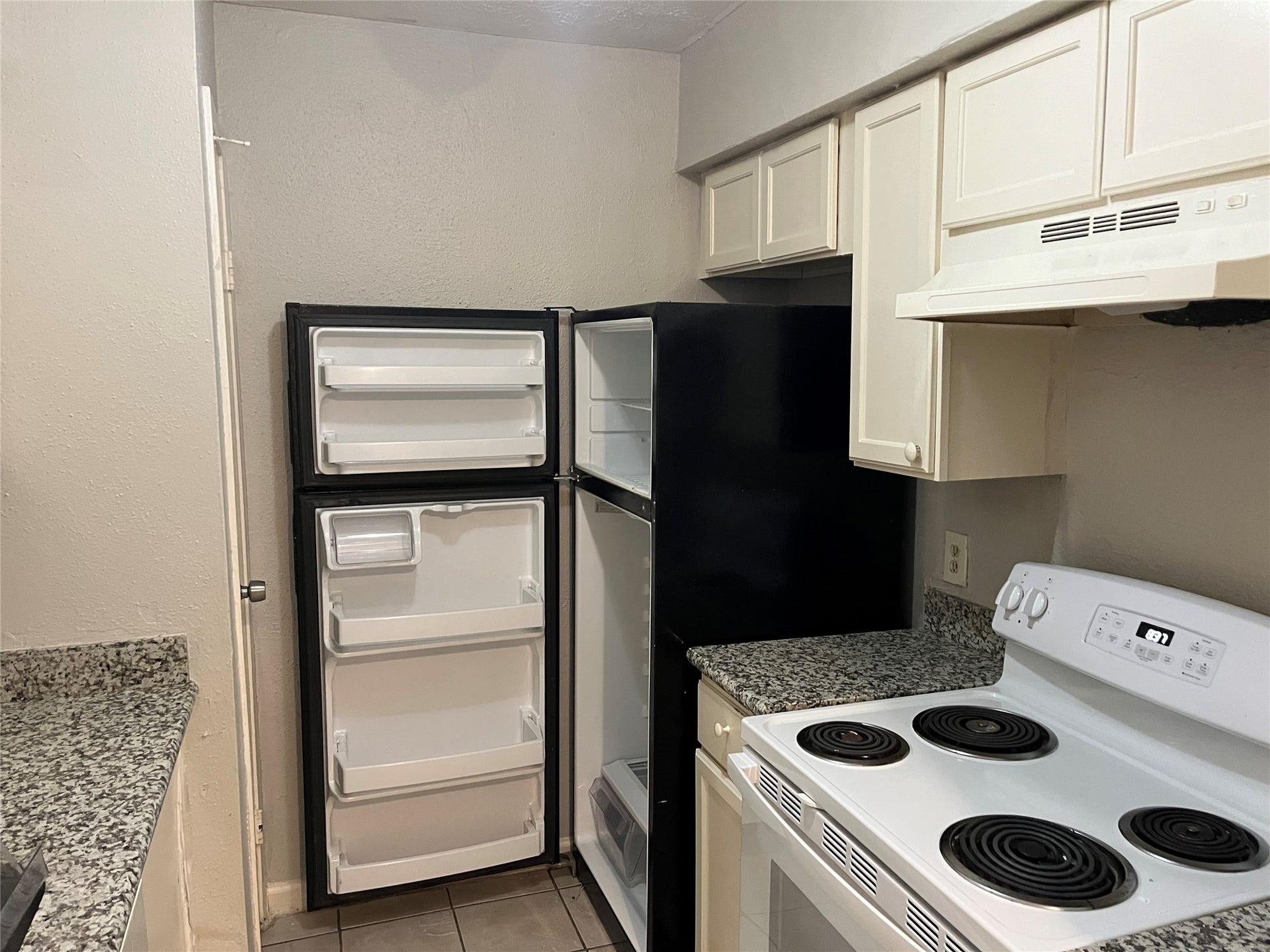 12500 Sandpiper Drive, #39, Houston, TX 77035 12500 Sandpiper Drive, #39, Houston, TX 77035