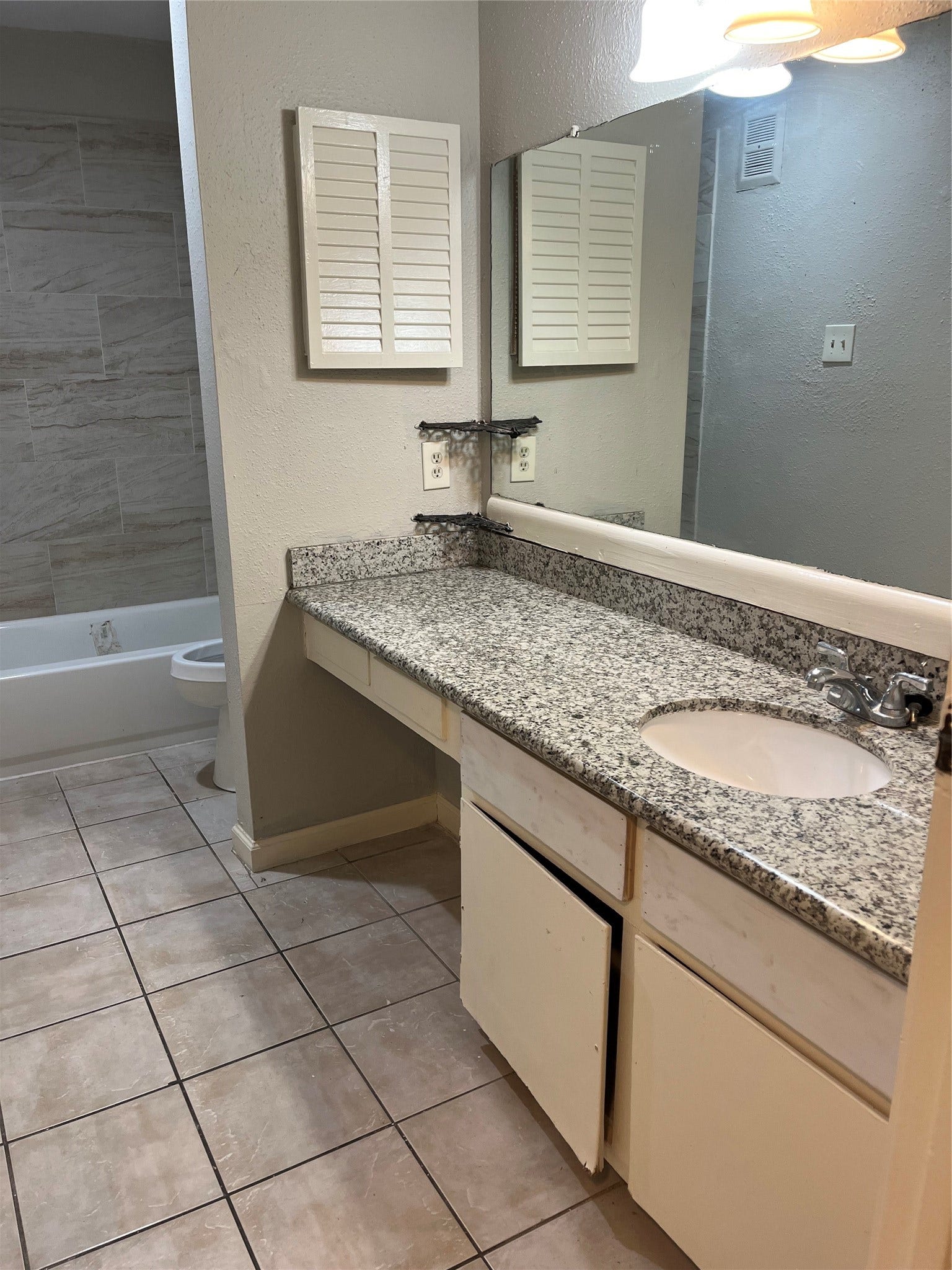 12500 Sandpiper Drive, #39, Houston, TX 77035 12500 Sandpiper Drive, #39, Houston, TX 77035