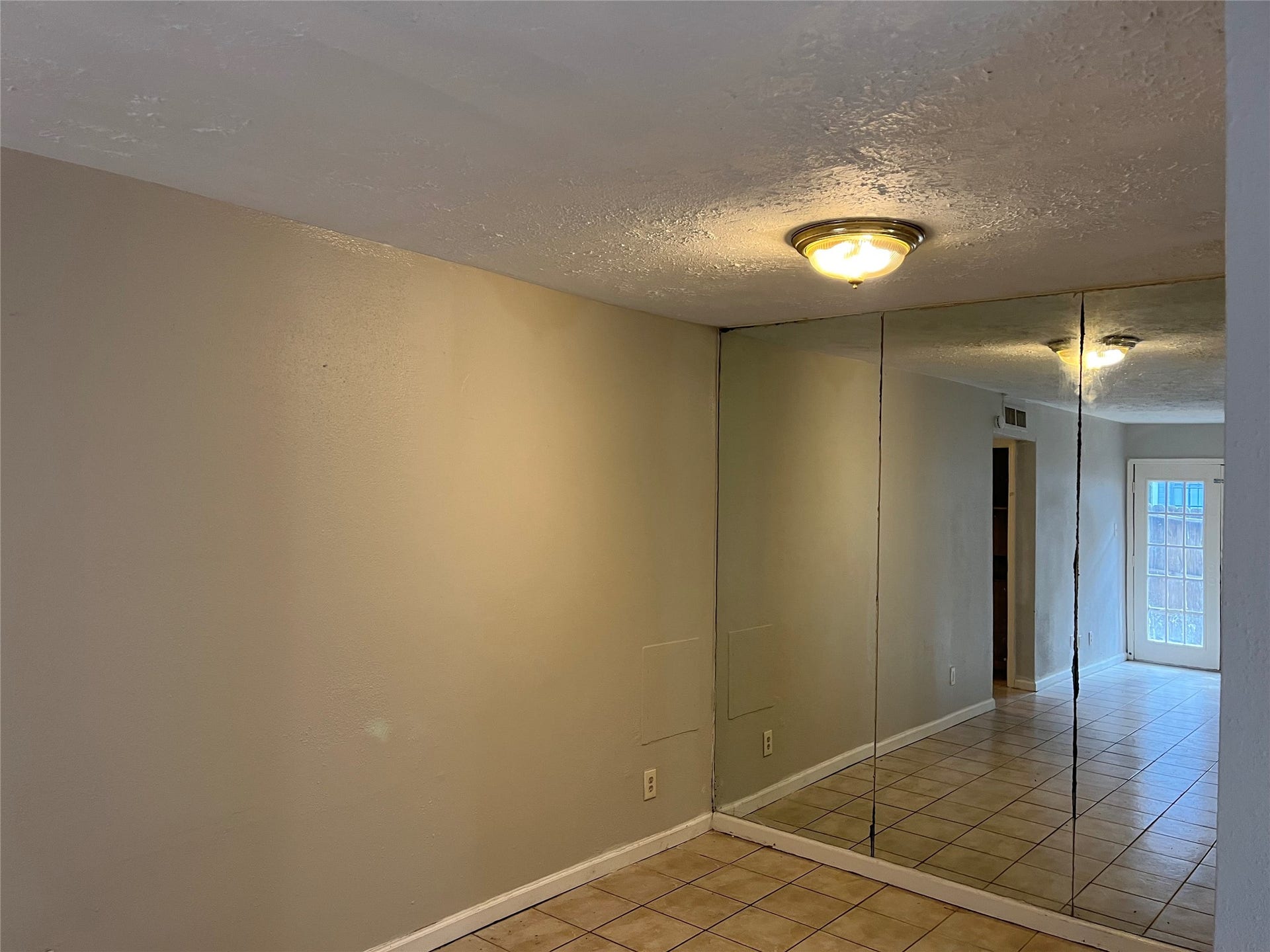 12500 Sandpiper Drive, #39, Houston, TX 77035 12500 Sandpiper Drive, #39, Houston, TX 77035