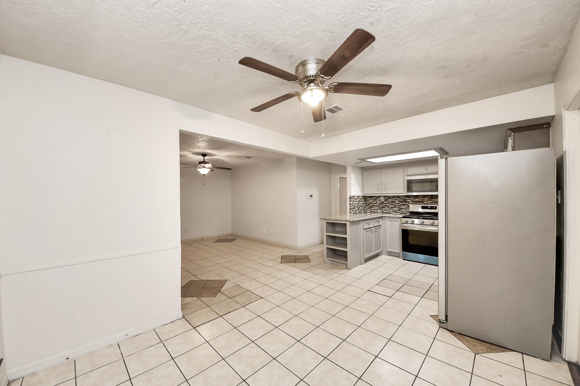 3602 Beau Lane, Houston, TX 77039 3602 Beau Lane, Houston, TX 77039