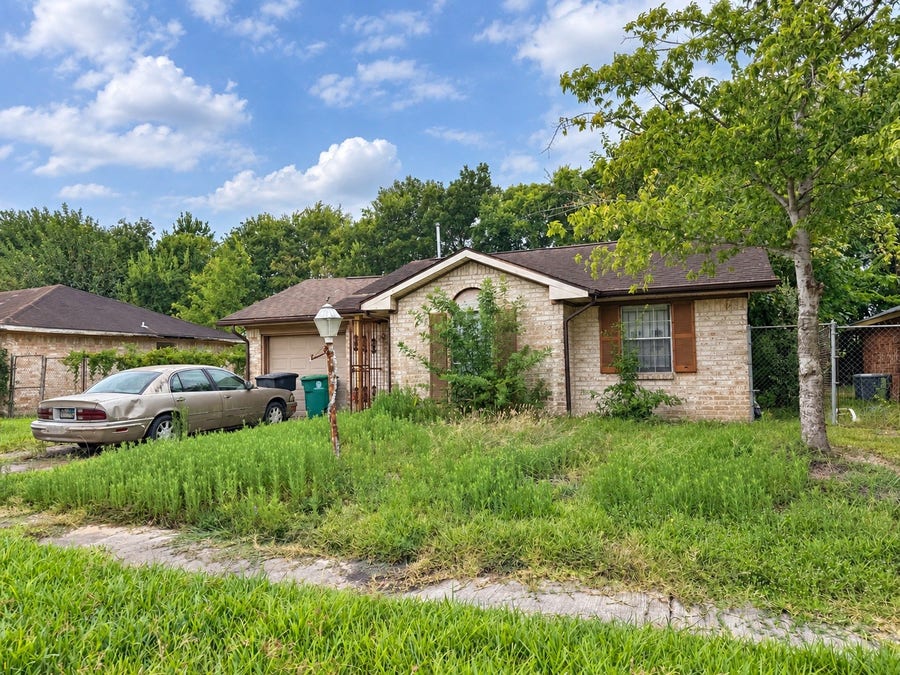 Property photo for 11738 Bay Cedar Drive, Houston, TX