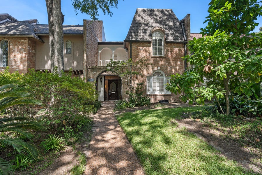 Property photo for 9458 Briar Forest Drive, Houston, TX