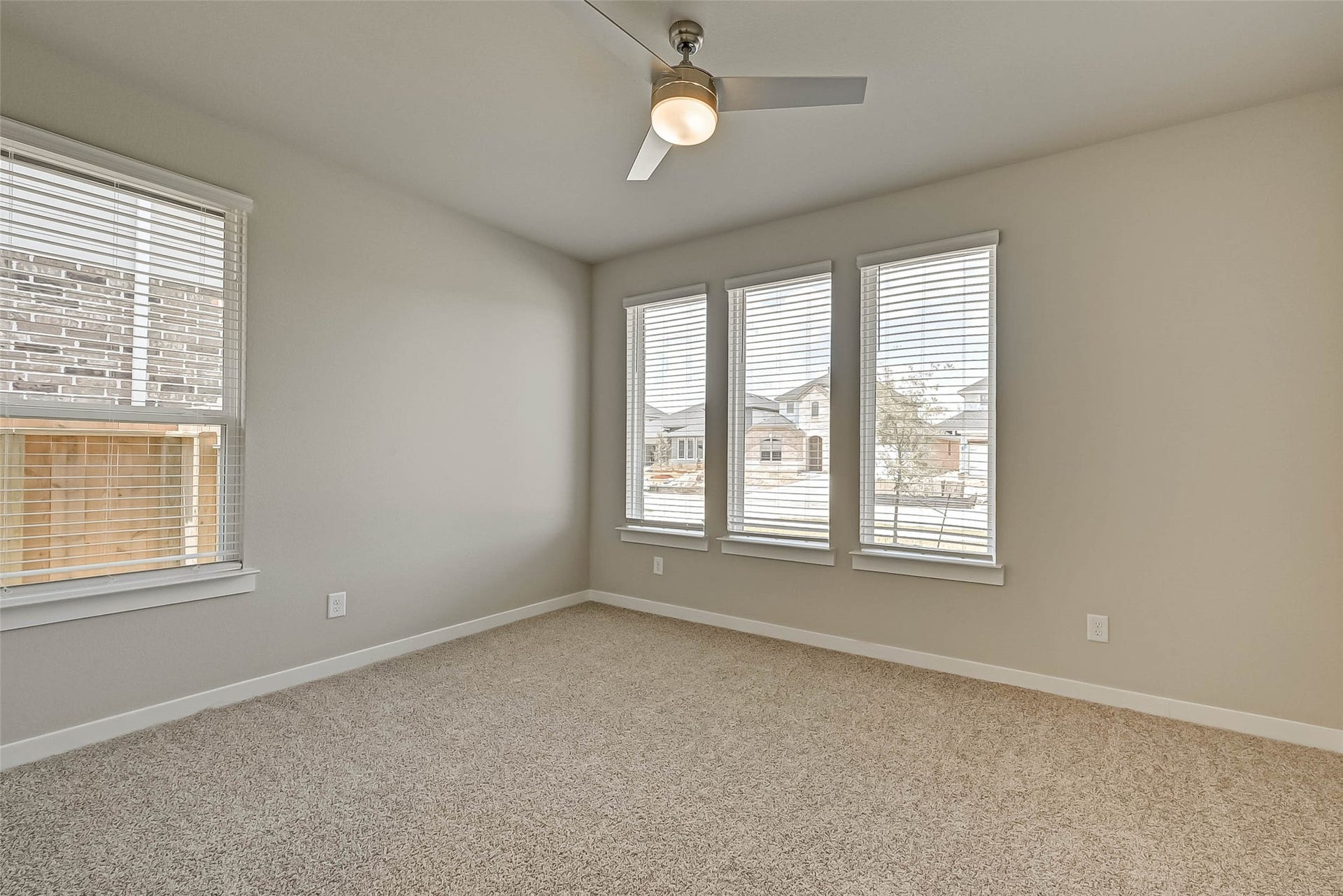 28507 Hazel Trail, Katy, TX 77494 Secondary Bedroom 1 w/Full Bathroom