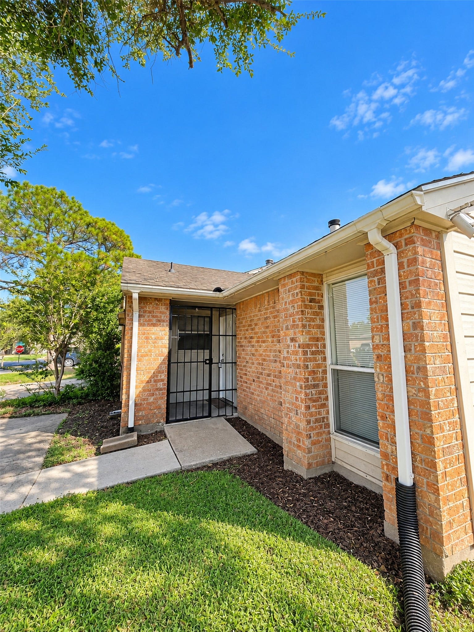 5409 Ridge Wind Ln, Houston, TX 77053 5409 Ridge Wind Ln, Houston, TX 77053