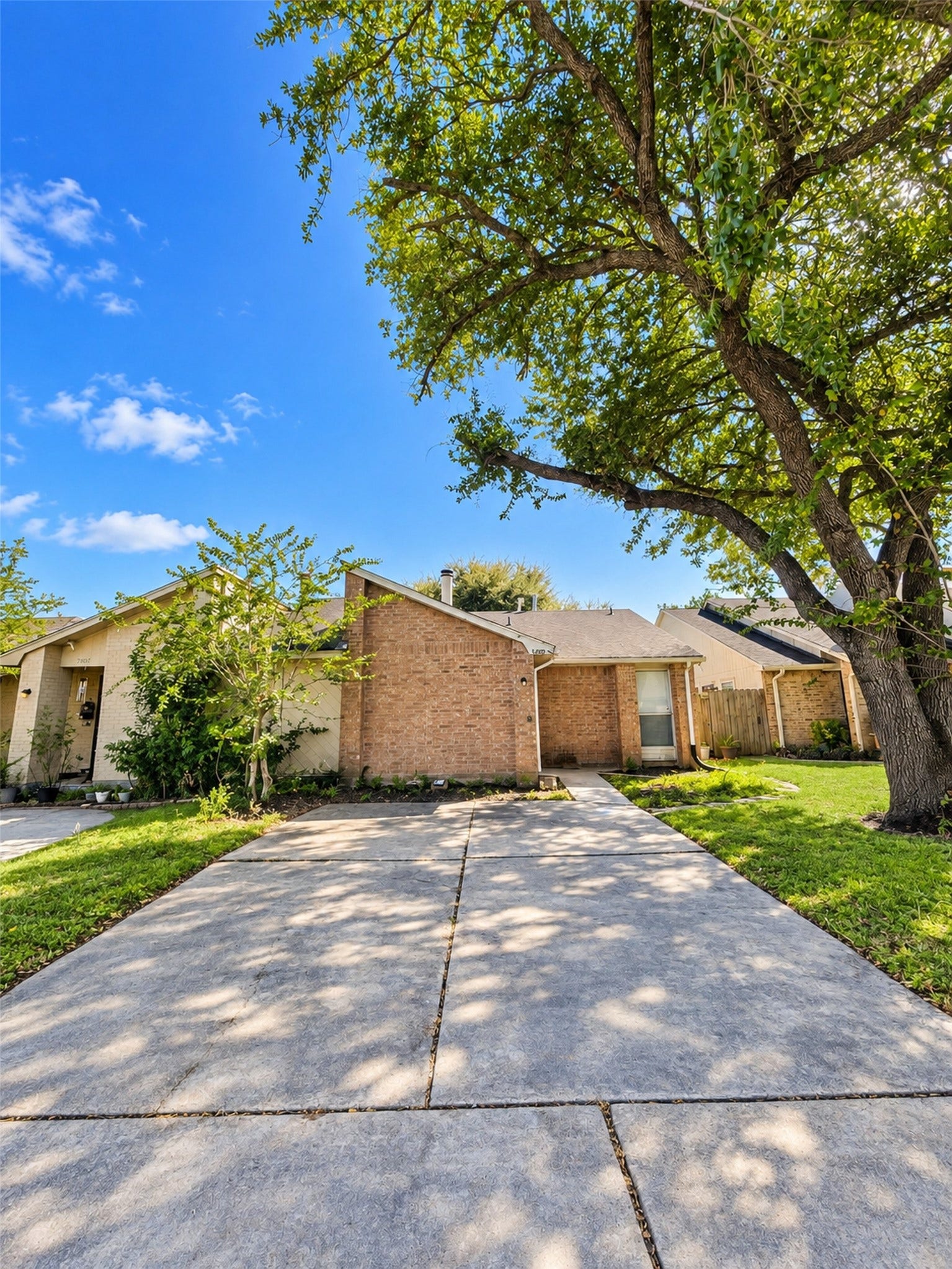 5409 Ridge Wind Ln, Houston, TX 77053 5409 Ridge Wind Ln, Houston, TX 77053