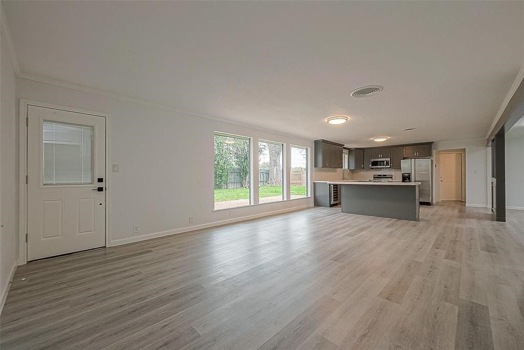 1209 Pine Street, Alvin, TX 77511