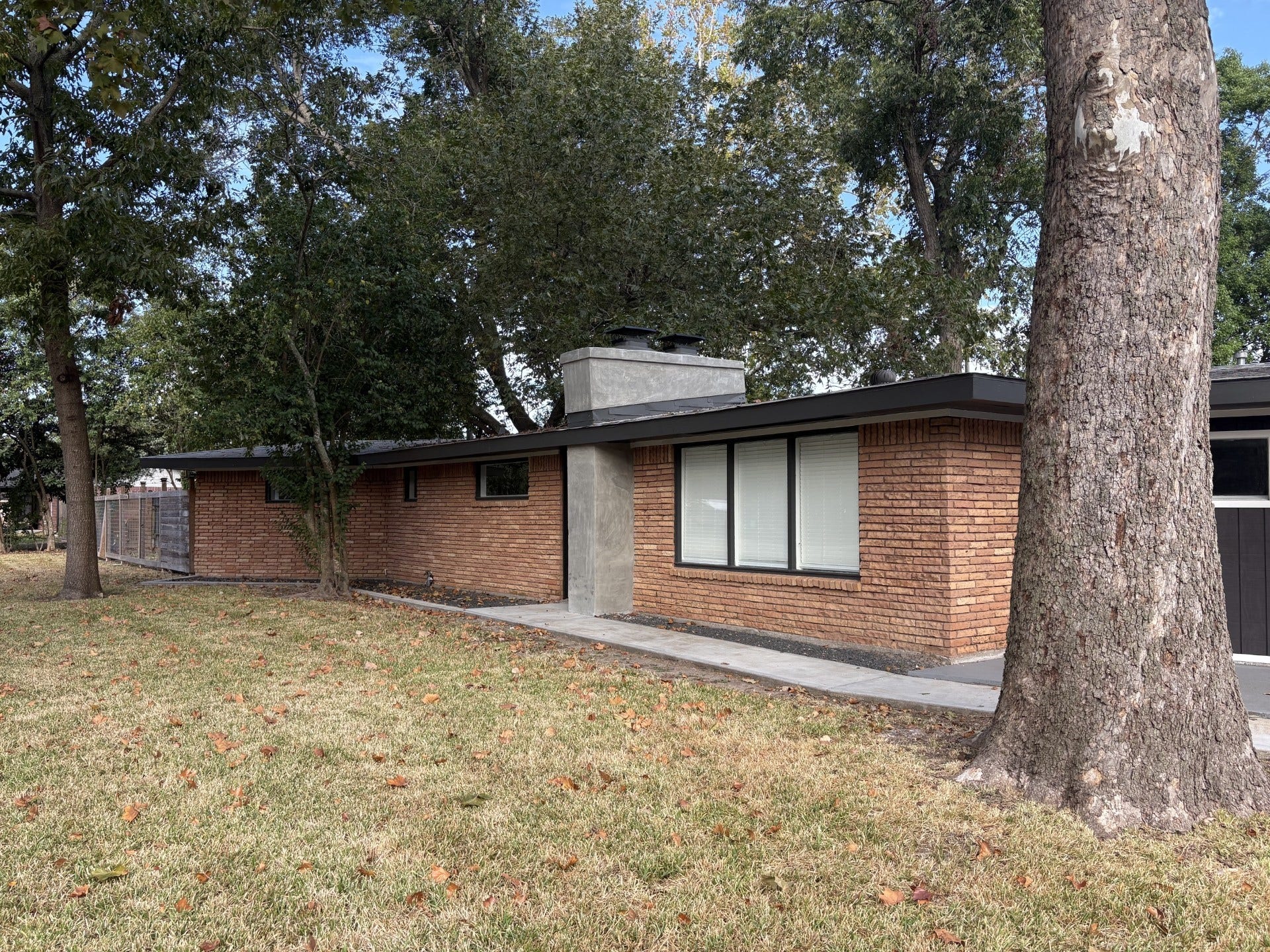 1209 Pine Street, Alvin, TX 77511