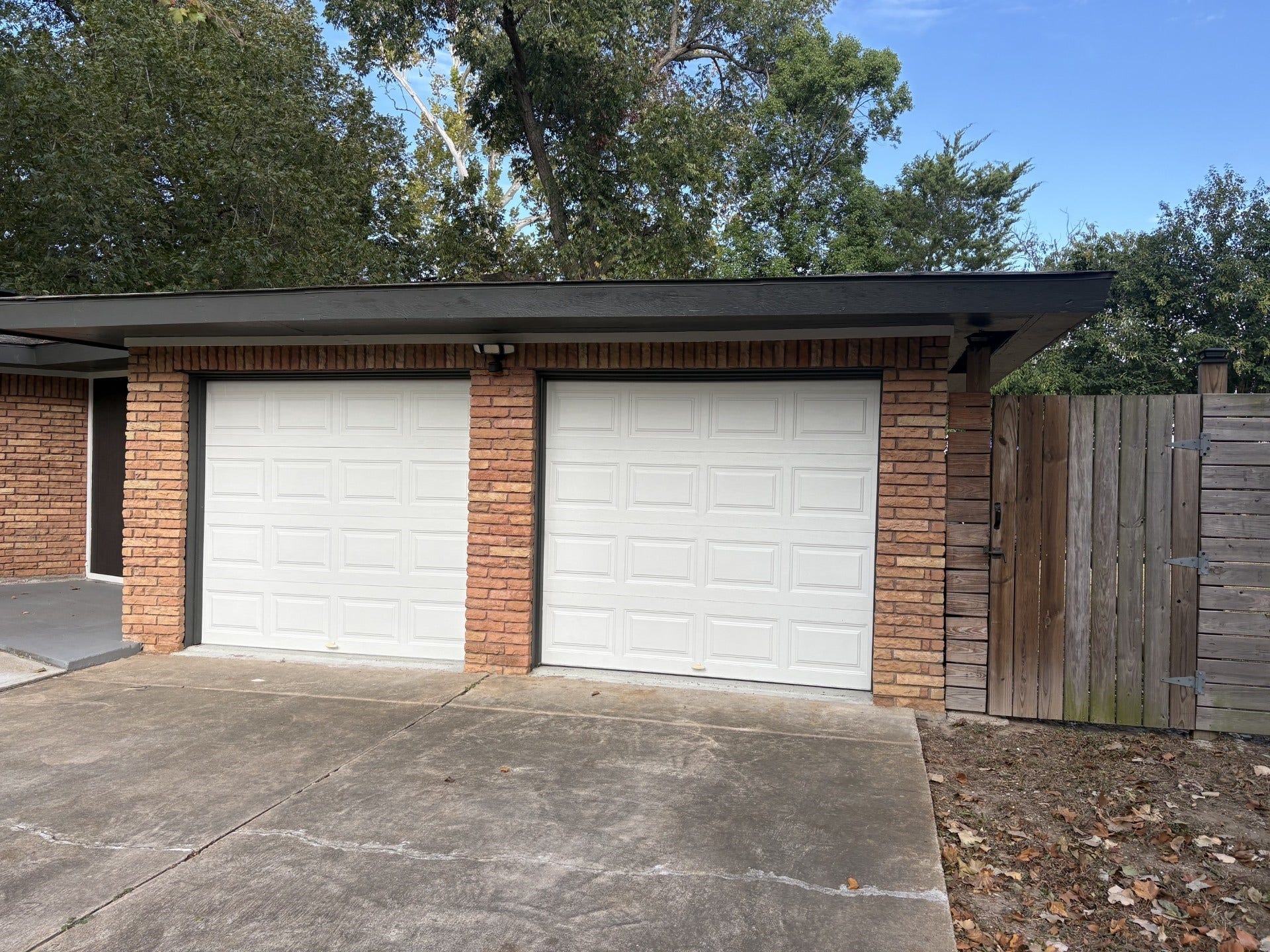 1209 Pine Street, Alvin, TX 77511