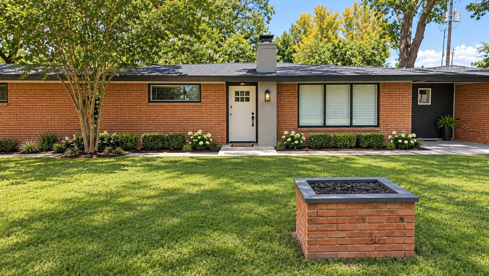 1209 Pine Street, Alvin, TX 77511
